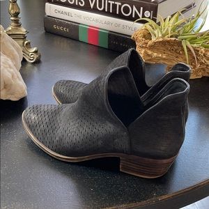 Lucky Brand ankle booties